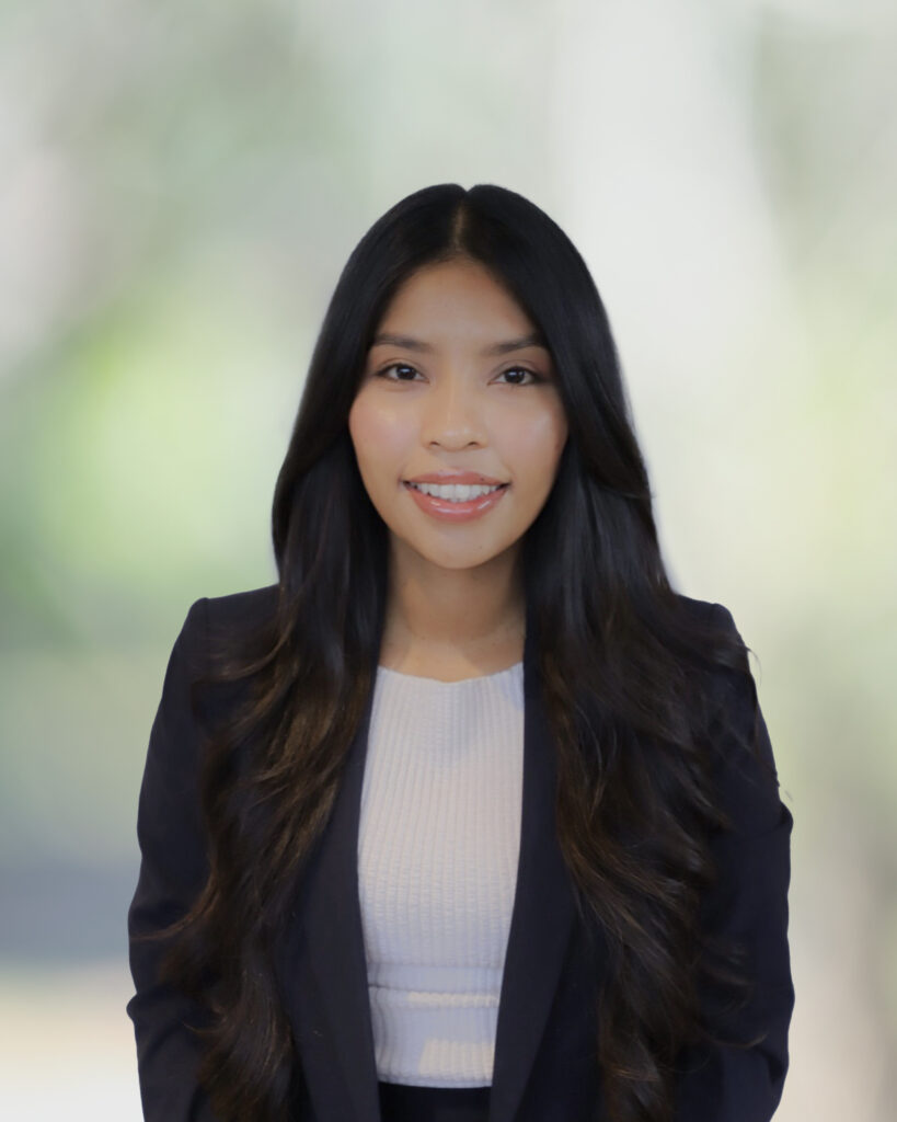Headshot of Nicole Duarte